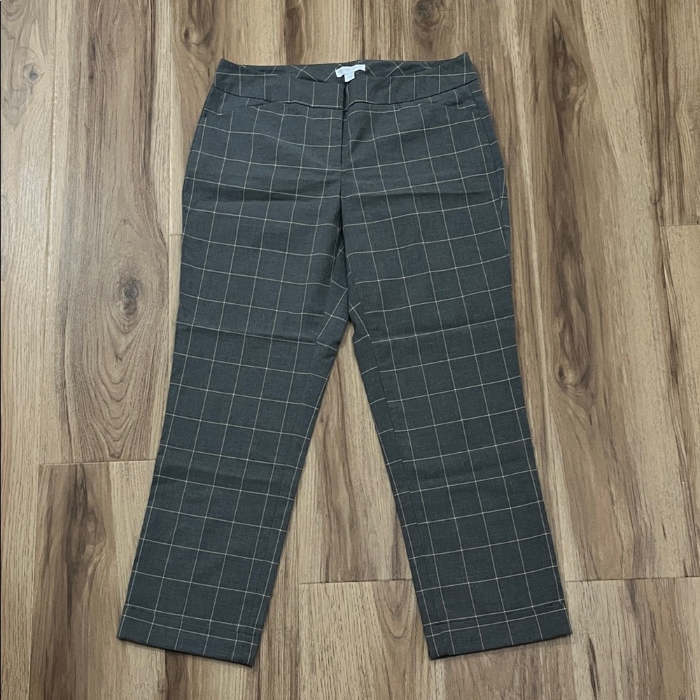 New York & Company Gray Ankle Pants